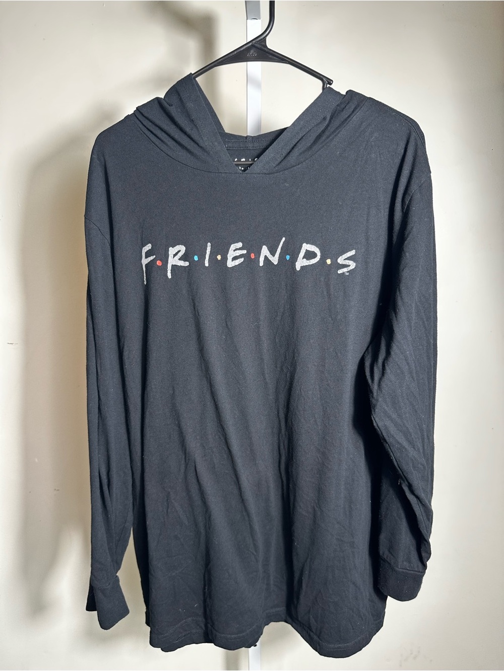 P385. “FRIENDS" Logo Long Sleeve T-Shirt Hoodie 2XL